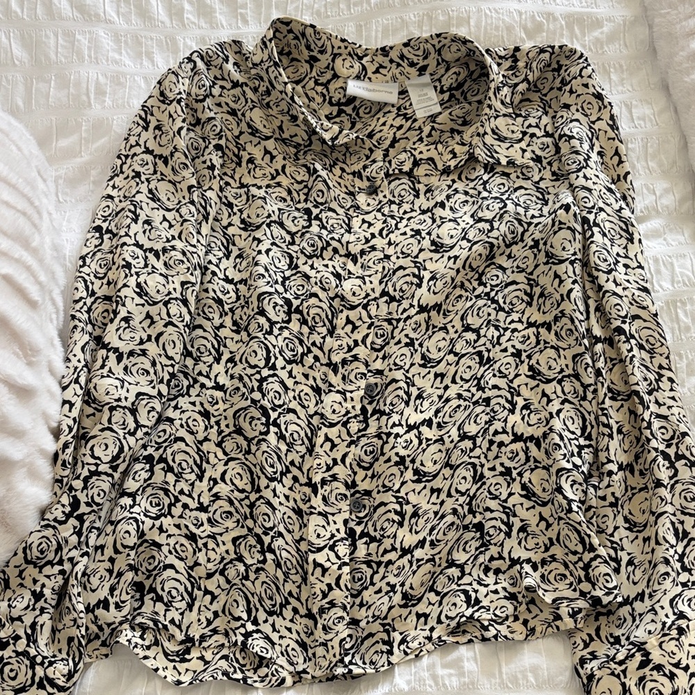 Liz Claiborne 100% Silk Floral Print Blouse in Black and Cream